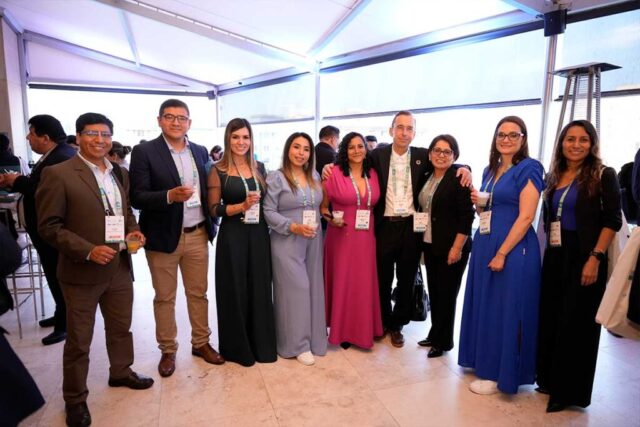 Cóctel La Ruta ZIS Perú 2025