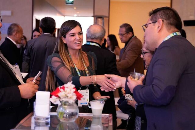 Cóctel La Ruta ZIS Perú 2025